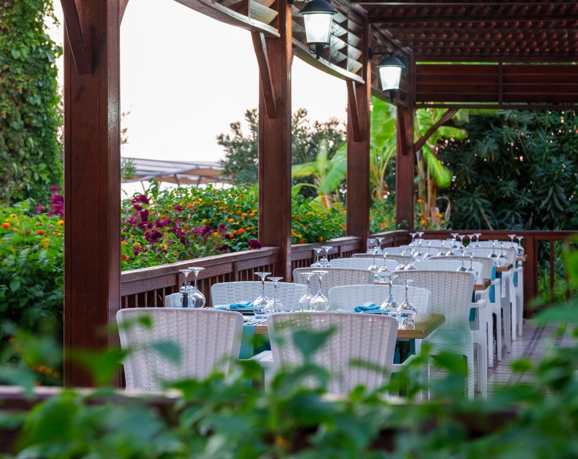 Aydinbey Famous Resort Belek Exterior photo