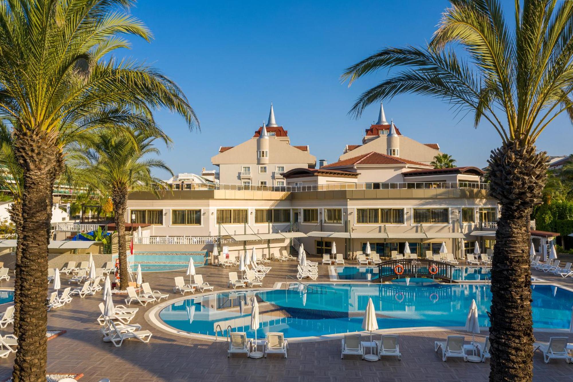 Aydinbey Famous Resort Belek Exterior photo