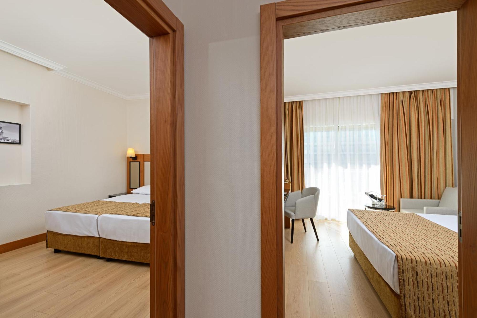 Aydinbey Famous Resort Belek Room photo